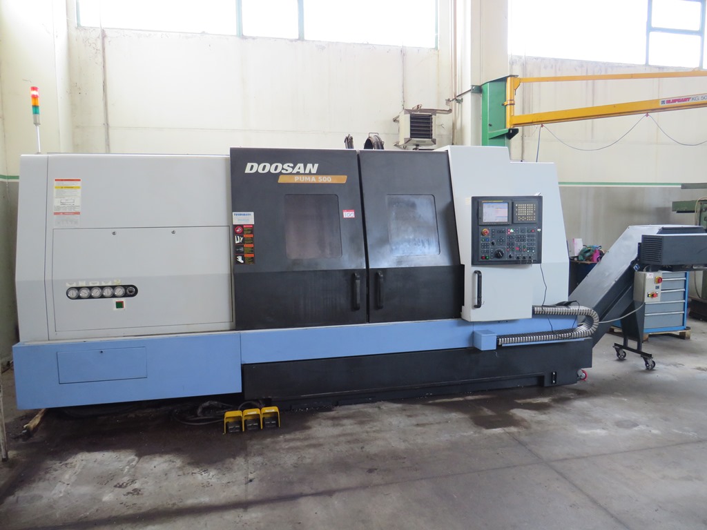DOOSAN puma 500  2008